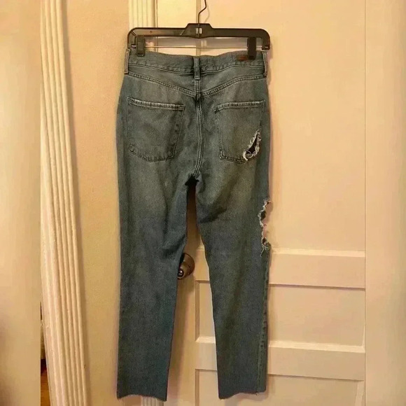 Pilcro and the Letterpress Embroidered Lantern Jeans With Distress - Picture 4 of 4